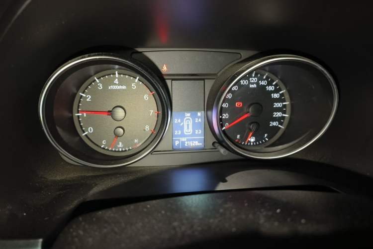 Used Haval M6 2021 PLUS 1.5T DCT Luxury Smart Connectivity Model Odometer Close Up