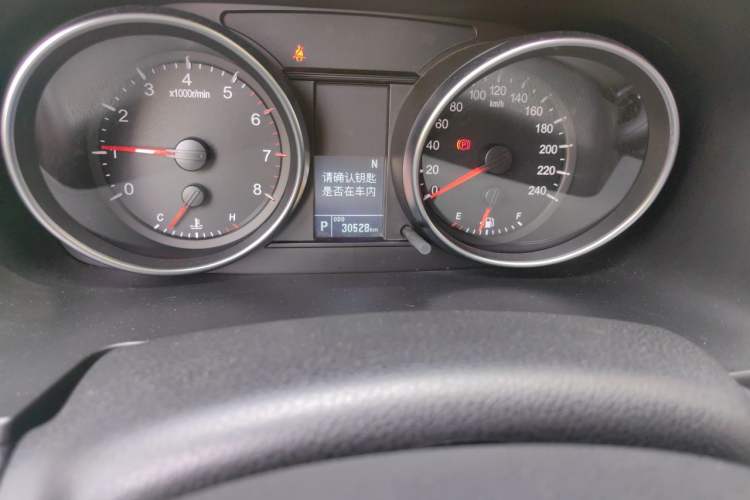 Used Haval M6 2021 PLUS 1.5T DCT Smart Enjoyment Model Odometer Close Up