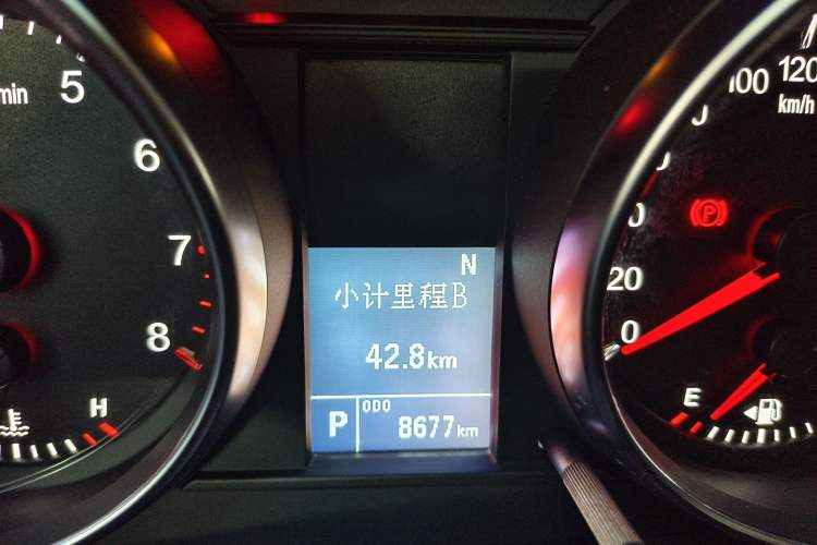 Used Haval M6 2021 PLUS 1.5T DCT Luxury Smart Connectivity Model Odometer Close Up