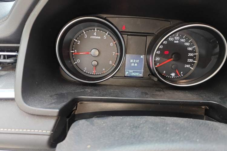 Used Haval M6 2021 PLUS 1.5T DCT Luxury Smart Connectivity Model Odometer Close Up
