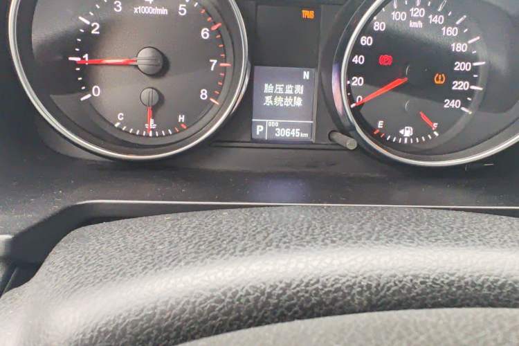 Used Haval M6 2021 PLUS 1.5T DCT Elite Smart Connectivity Model Odometer Close Up