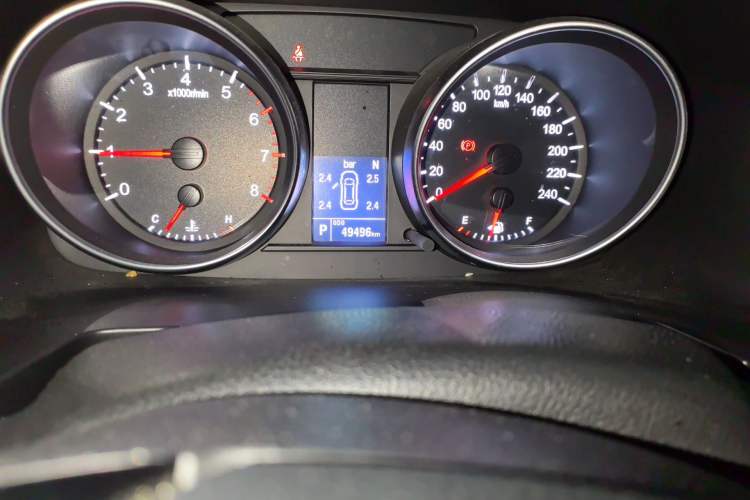 Used Haval M6 2021 PLUS 1.5T DCT Luxury Smart Connectivity Model Odometer Close Up