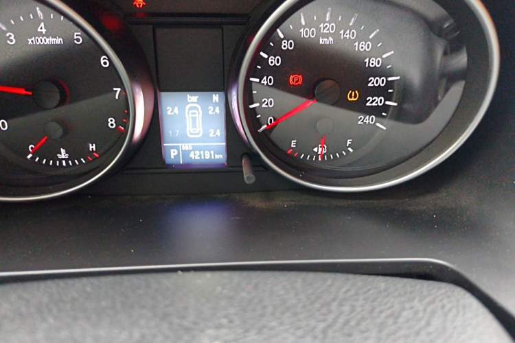 Used Haval M6 2021 PLUS 1.5T DCT Elite Smart Connectivity Model Odometer Close Up