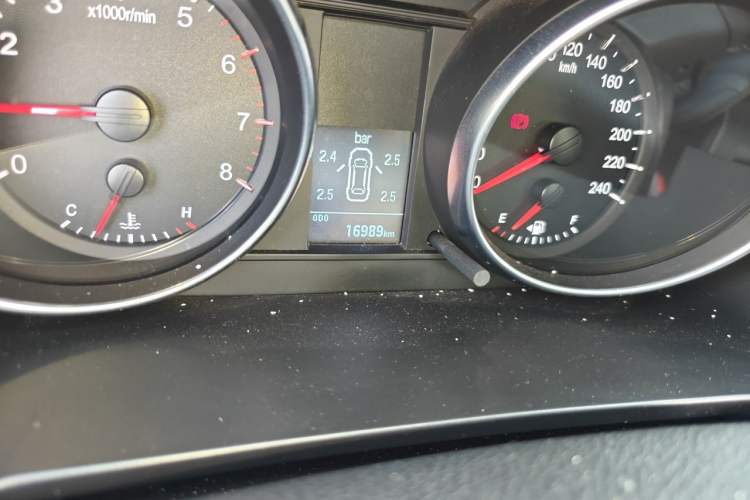 Used Haval M6 2021 PLUS 1.5T Manual Luxury Smart Connectivity Model Odometer Close Up