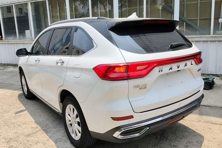 Used Haval M6 2021 PLUS 1.5T Manual Luxury Smart Connectivity Model Rear Left 45 Deg