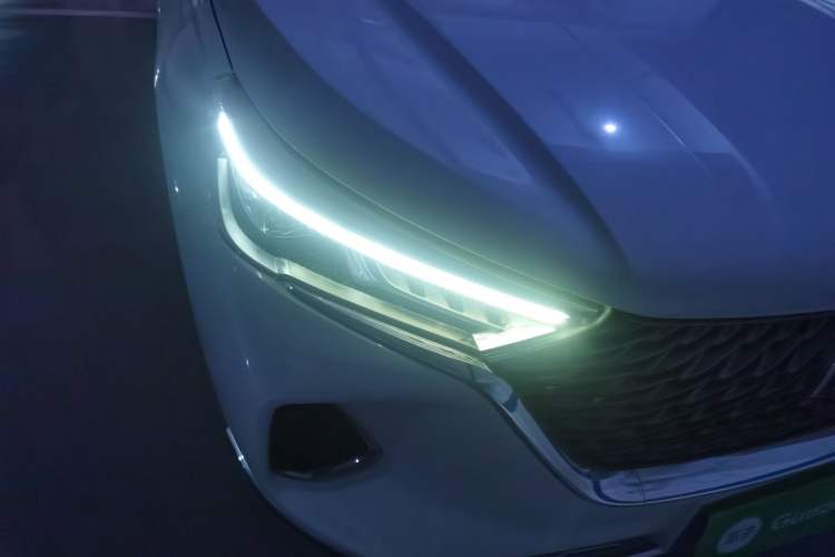 Used Haval M6 2021 PLUS 1.5T DCT Elite Smart Connectivity Model Right Front Headlight