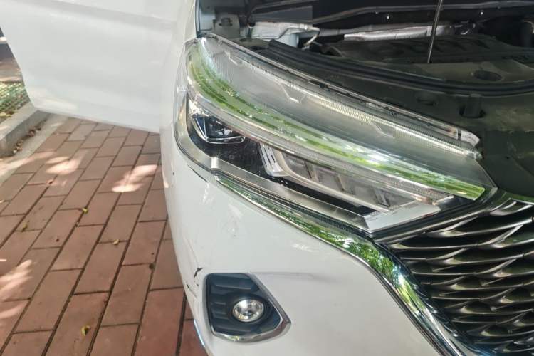 Used Haval M6 2021 PLUS 1.5T DCT Luxury Smart Connectivity Model Right Front Headlight