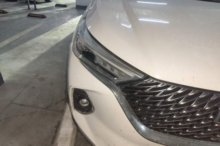 Used Haval M6 2021 PLUS 1.5T DCT Luxury Smart Connectivity Model Right Front Headlight