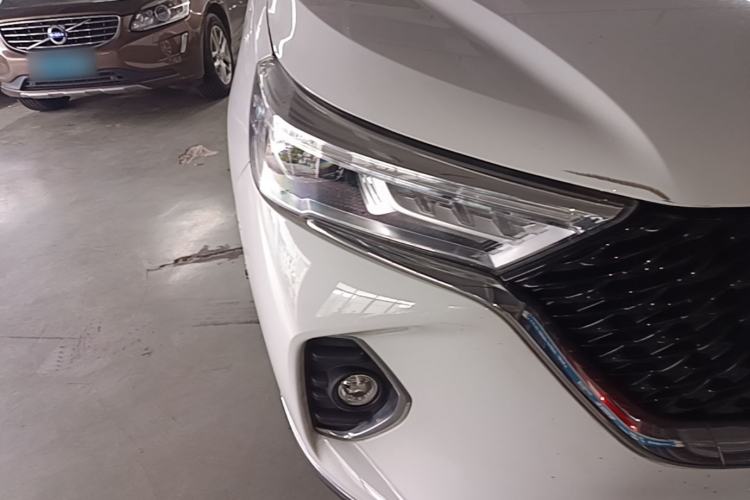 Used Haval M6 2021 PLUS 1.5T DCT Prestige Smart Connectivity Model Right Front Headlight