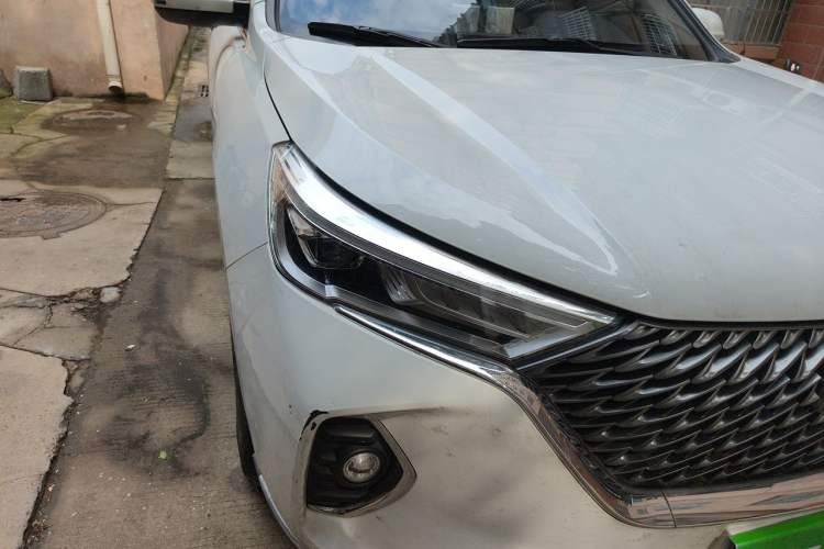 Used Haval M6 2021 PLUS 1.5T Manual Luxury Smart Connectivity Model Right Front Headlight