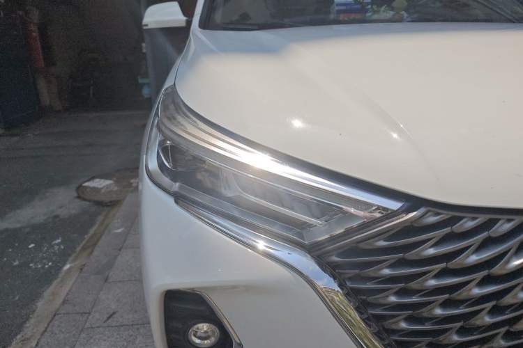 Used Haval M6 2021 PLUS 1.5T DCT Luxury Smart Connectivity Model Right Front Headlight