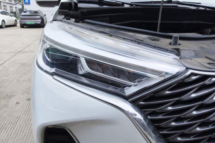 Used Haval M6 2021 PLUS 1.5T DCT Luxury Smart Connectivity Model Right Front Headlight