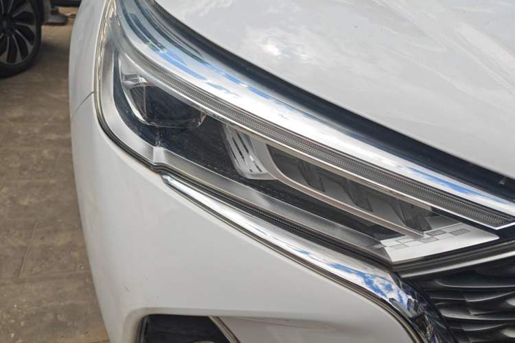 Used Haval M6 2021 PLUS 1.5T Manual Luxury Smart Connectivity Model Right Front Headlight