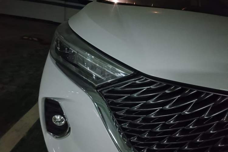 Used Haval M6 2021 PLUS 1.5T DCT Luxury Smart Connectivity Model Right Front Headlight