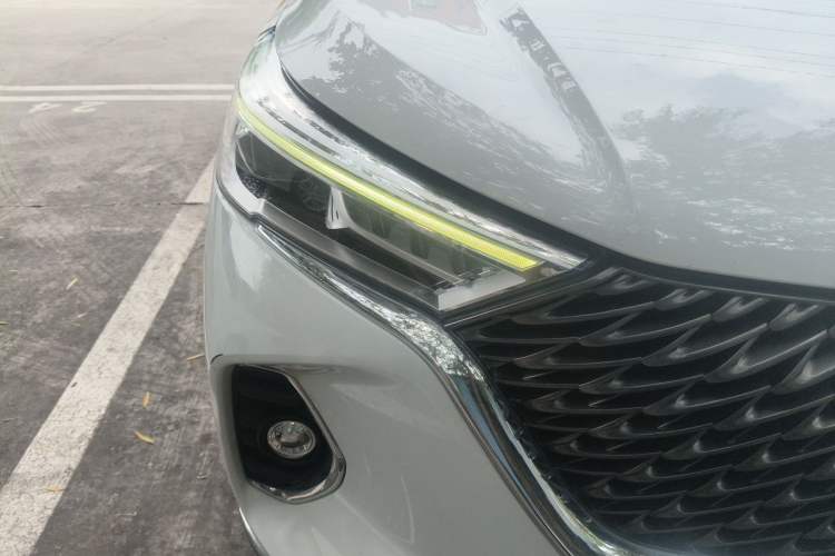 Used Haval M6 2021 PLUS 1.5T DCT Luxury Smart Connectivity Model Right Front Headlight