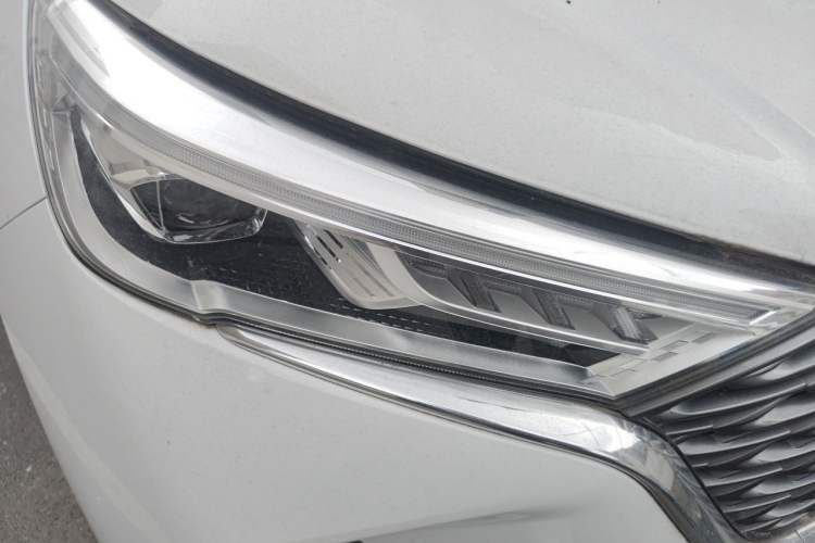 Used Haval M6 2021 PLUS 1.5T DCT Luxury Smart Connectivity Model Right Front Headlight