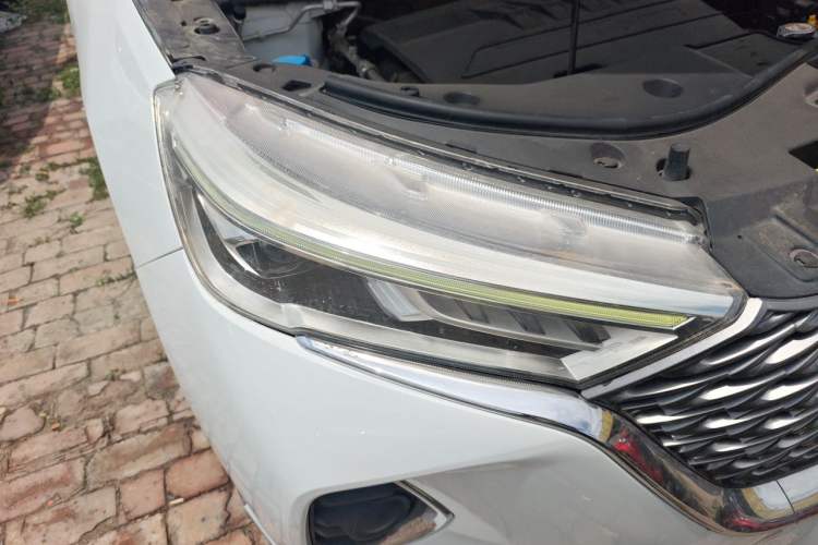 Used Haval M6 2021 PLUS 1.5T DCT Elite Smart Connectivity Model Right Front Headlight