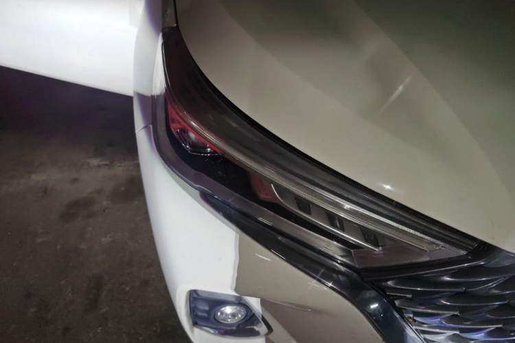 Used Haval M6 2021 PLUS 1.5T DCT Luxury Smart Connectivity Model Right Front Headlight