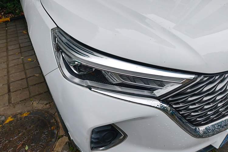 Used Haval M6 2021 PLUS 1.5T DCT Elite Smart Connectivity Model Right Front Headlight