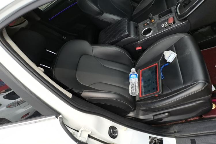 Used Haval M6 2021 PLUS 1.5T DCT Luxury Smart Connectivity Model Right Front Seat