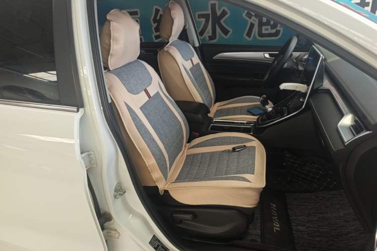 Used Haval M6 2021 PLUS 1.5T Manual Elite Smart Connectivity Model Right Front Seat