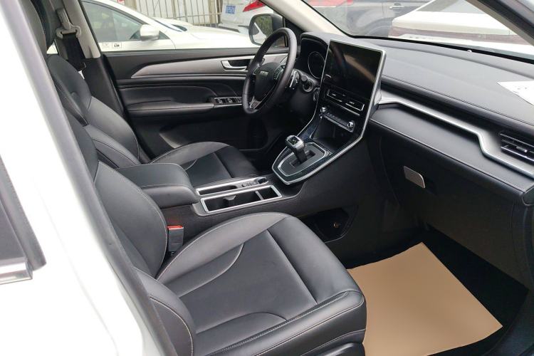 Used Haval M6 2021 PLUS 1.5T DCT Luxury Smart Connectivity Model Right Front Seat