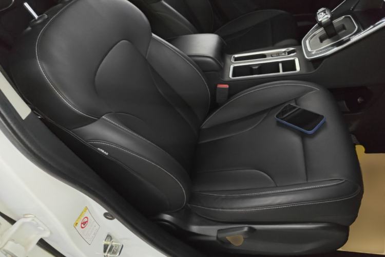 Used Haval M6 2021 PLUS 1.5T DCT Comfort Edition Right Front Seat