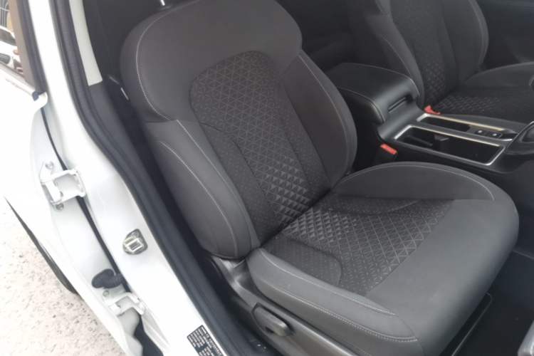 Used Haval M6 2021 PLUS 1.5T Manual Elite Smart Connectivity Model Right Front Seat