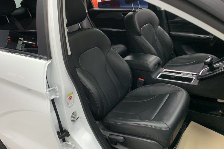 Used Haval M6 2021 PLUS 1.5T DCT Comfort Edition Right Front Seat