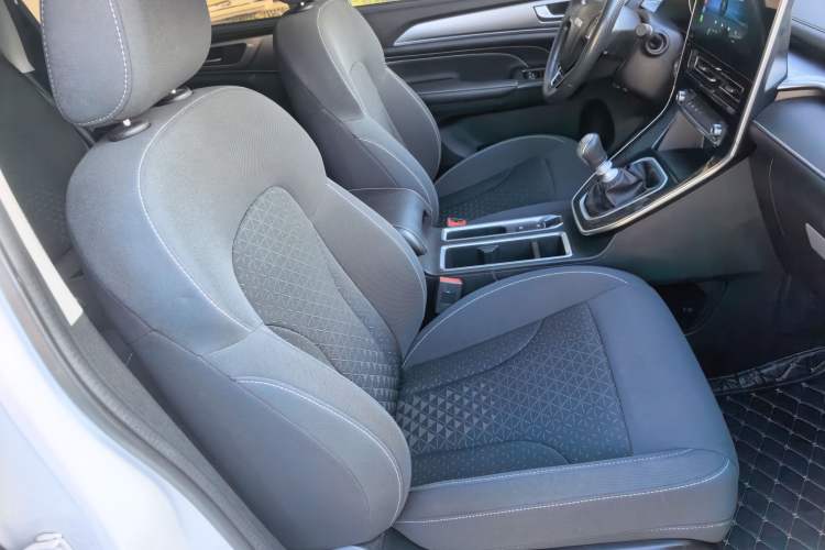Used Haval M6 2021 PLUS 1.5T Manual Elite Smart Connectivity Model Right Front Seat