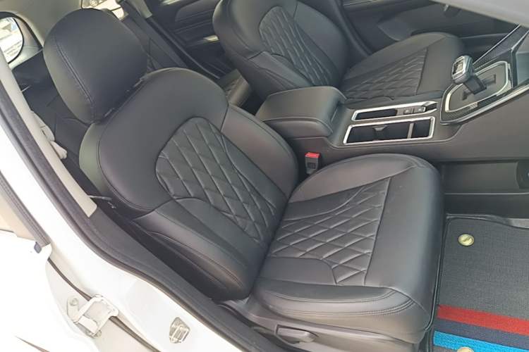 Used Haval M6 2021 PLUS 1.5T DCT Elite Smart Connectivity Model Right Front Seat