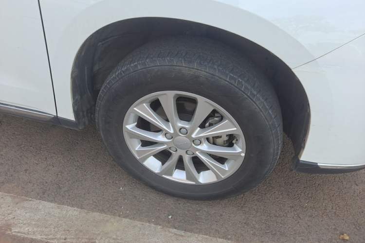 Used Haval M6 2021 PLUS 1.5T Manual Luxury Smart Connectivity Model Right Front Wheel Hub