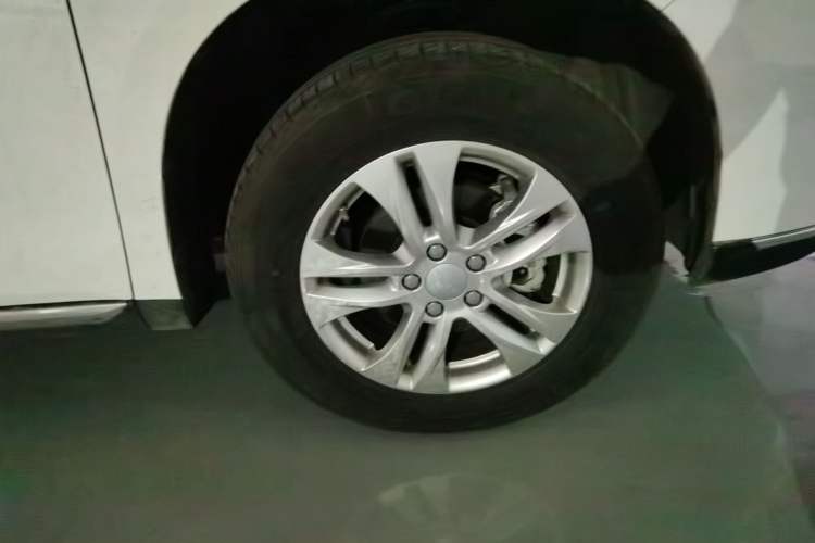 Used Haval M6 2021 PLUS 1.5T DCT Elite Smart Connectivity Model Right Front Wheel Hub