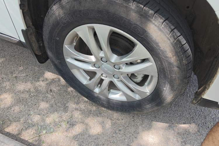 Used Haval M6 2021 PLUS 1.5T Manual Elite Smart Connectivity Model Right Front Wheel Hub