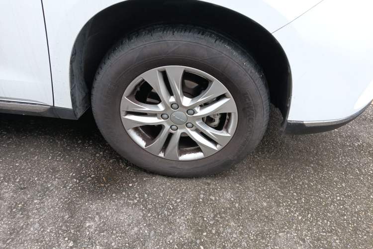 Used Haval M6 2021 PLUS 1.5T Manual Comfort Model Right Front Wheel Hub