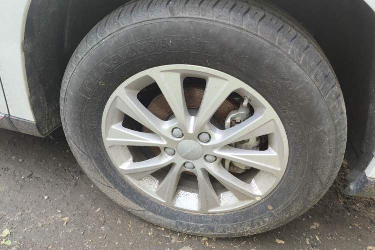 Used Haval M6 2021 PLUS 1.5T Manual Luxury Smart Connectivity Model Right Front Wheel Hub