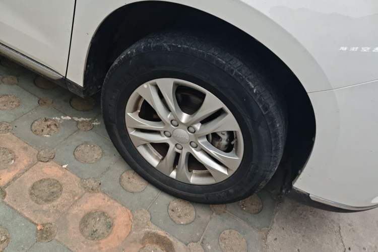 Used Haval M6 2021 PLUS 1.5T DCT Elite Smart Connectivity Model Right Front Wheel Hub