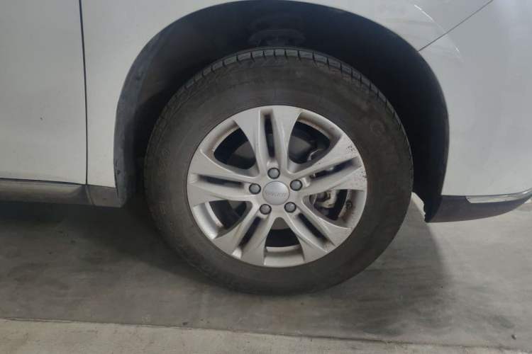 Used Haval M6 2021 PLUS 1.5T Manual Elite Smart Connectivity Model Right Front Wheel Hub