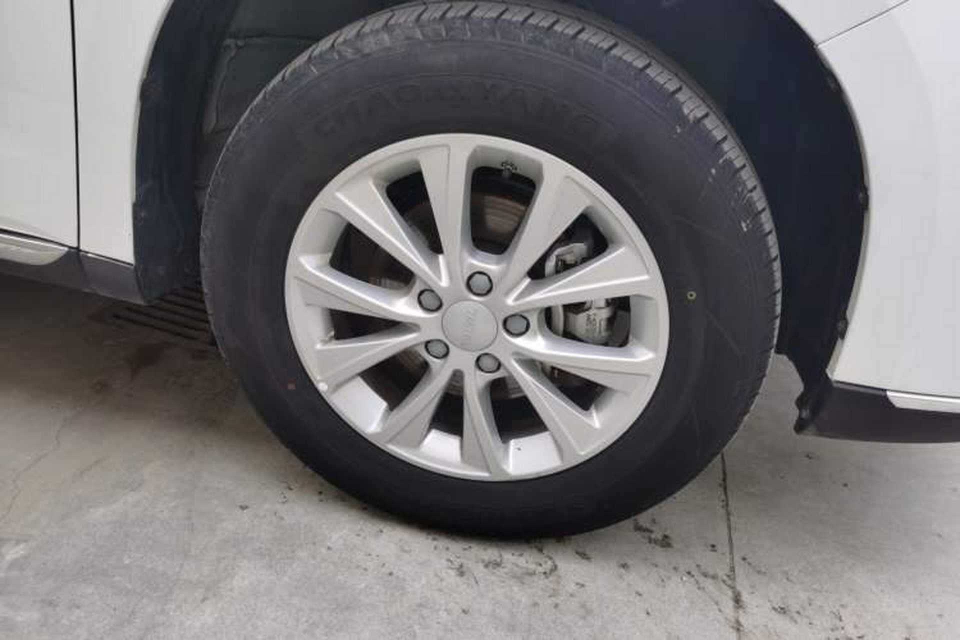 Used Haval M6 2021 PLUS 1.5T DCT Luxury Smart Connectivity Model Right Front Wheel Hub