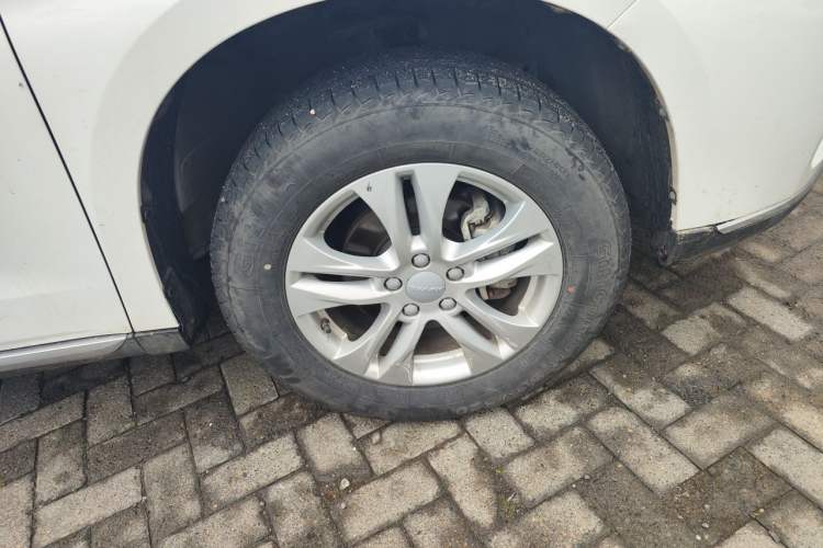 Used Haval M6 2021 PLUS 1.5T DCT Elite Smart Connectivity Model Right Front Wheel Hub
