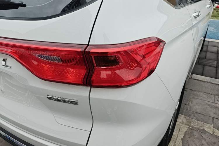 Used Haval M6 2021 PLUS 1.5T Manual Luxury Smart Connectivity Model Right Rear Taillight