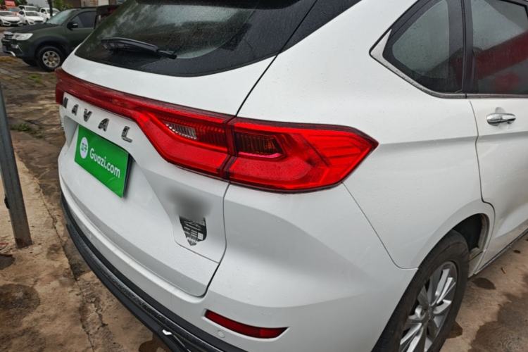 Used Haval M6 2021 PLUS 1.5T DCT Luxury Smart Connectivity Model Right Rear Taillight
