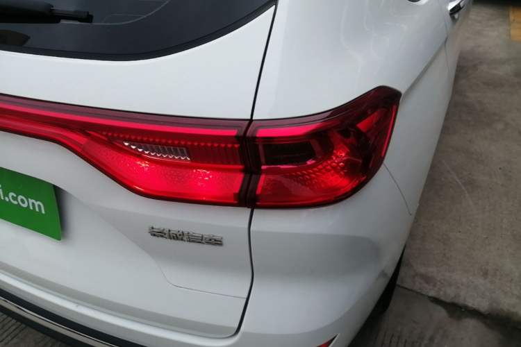 Used Haval M6 2021 PLUS 1.5T DCT Comfort Edition Right Rear Taillight