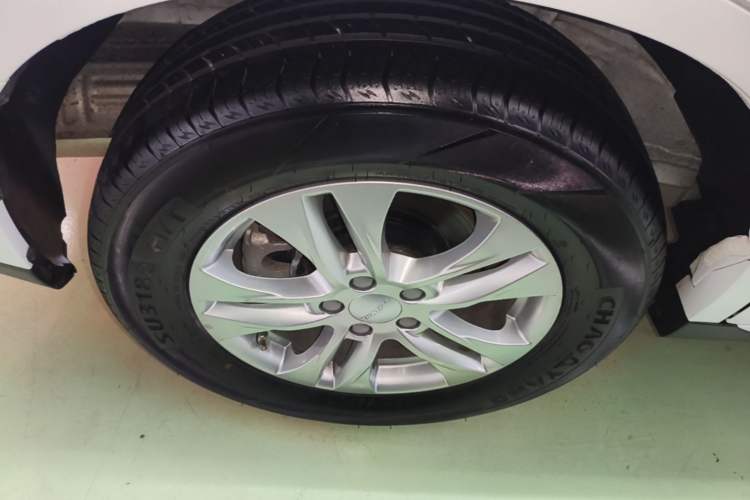Used Haval M6 2021 PLUS 1.5T DCT Elite Smart Connectivity Model Right Rear Wheel Hub