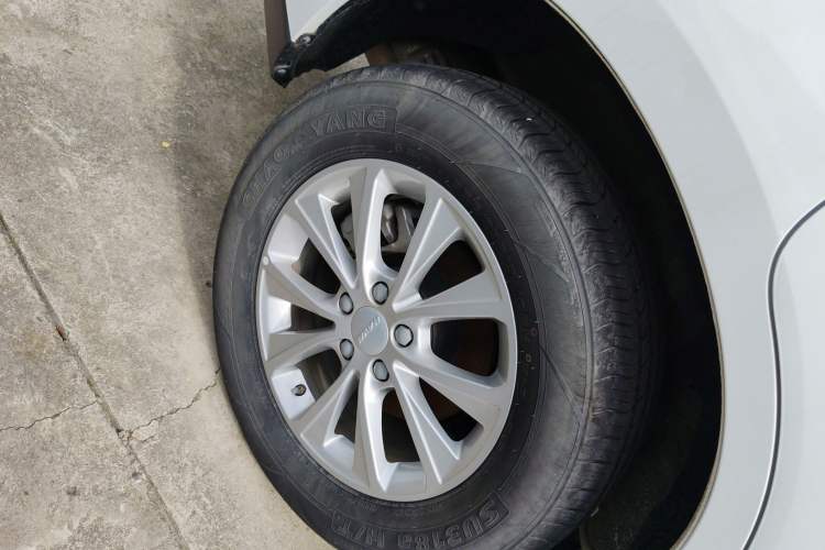Used Haval M6 2021 PLUS 1.5T DCT Luxury Smart Connectivity Model Right Rear Wheel Hub