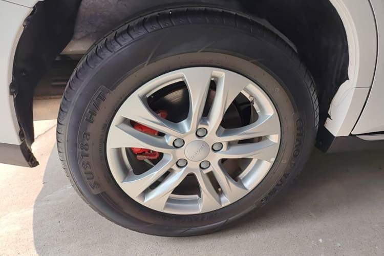 Used Haval M6 2021 PLUS 1.5T DCT Elite Smart Connectivity Model Right Rear Wheel Hub