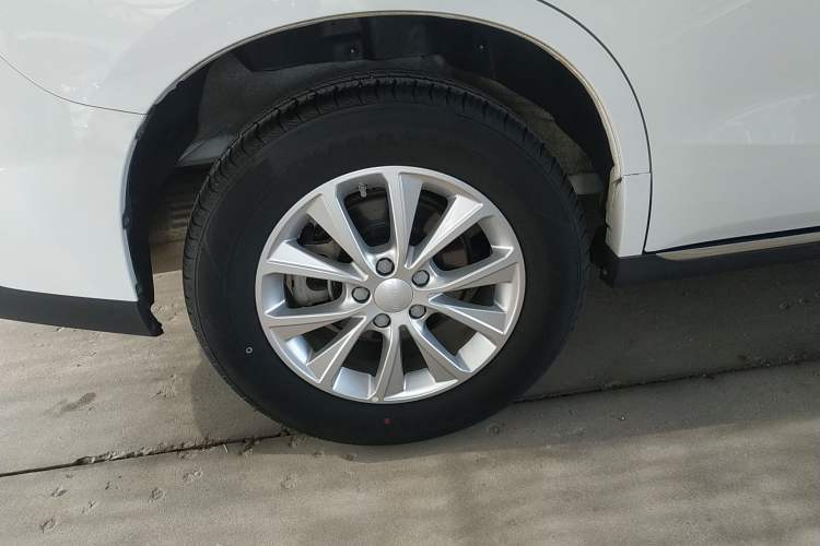 Used Haval M6 2021 PLUS 1.5T DCT Luxury Smart Connectivity Model Right Rear Wheel Hub