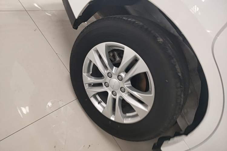 Used Haval M6 2021 PLUS 1.5T Manual Elite Smart Connectivity Model Right Rear Wheel Hub