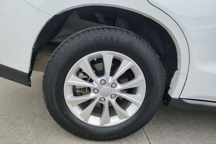 Used Haval M6 2021 PLUS 1.5T DCT Luxury Smart Connectivity Model Right Rear Wheel Hub