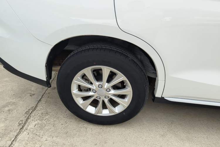 Used Haval M6 2021 PLUS 1.5T DCT Luxury Smart Connectivity Model Right Rear Wheel Hub